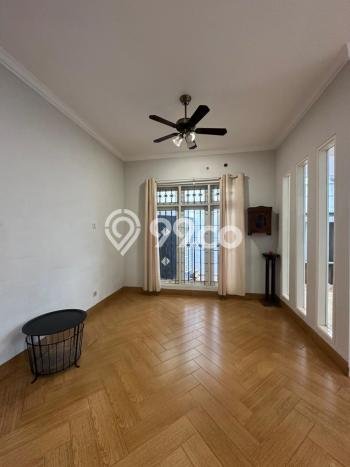 Rumah di Lebak Bulus, Ready, 3 KM, Dekat Lebak Bulus, Jakarta Selatan, Jakarta Selatan, Luas 313m2m² LB 240m2m² Rumah di Lebak Bulus, Ready, 3 KM, Dekat Lebak Bulus, Jakarta Selatan, Jakarta Selatan, Luas 313m2m² LB 240m2m²