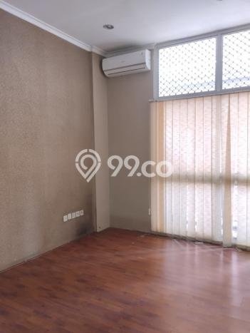 Ruko Bagus Dijual LB 300m2 Lokasi Strategis Jakarta Selatan Area Cocok untuk Bisnis Ruko Bagus Dijual LB 300m2 Lokasi Strategis Jakarta Selatan Area Cocok untuk Bisnis