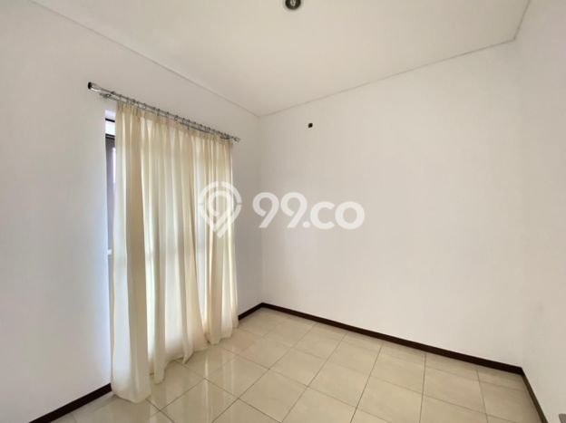 Disewakan! Rumah 3 Kamar Tidur &
2 Kamar Mandi di Kota Baru Parahyangan, Bandung Disewakan! Rumah 3 Kamar Tidur &
2 Kamar Mandi di Kota Baru Parahyangan, Bandung