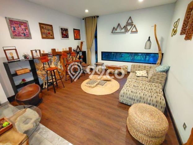 LOKASI PREMIUM! Rumah Berkembang area , LT 525m2m² LB 600m2m² LOKASI PREMIUM! Rumah Berkembang area , LT 525m2m² LB 600m2m²