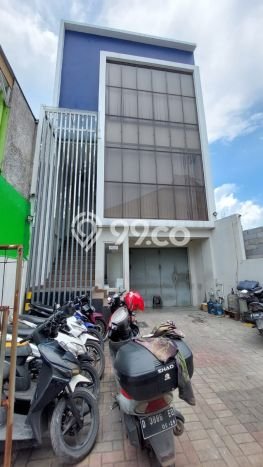 Ruko Strategis Kawasan Cimahi Selatan, Luas 450m2m², Posisi Mainroad Ruko Strategis Kawasan Cimahi Selatan, Luas 450m2m², Posisi Mainroad