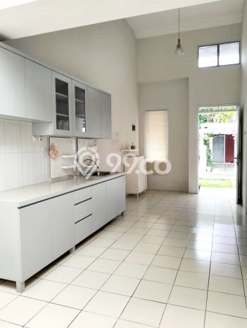 Disewakan! Rumah 2 Kamar Tidur &
1 Kamar Mandi di Kota Baru Parahyangan, Bandung Disewakan! Rumah 2 Kamar Tidur &
1 Kamar Mandi di Kota Baru Parahyangan, Bandung