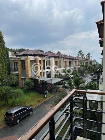 Rumah Sewa Bandung LT 164m2 LB 350m2 Kawasan Ciumbuleuit Rumah Sewa Bandung LT 164m2 LB 350m2 Kawasan Ciumbuleuit