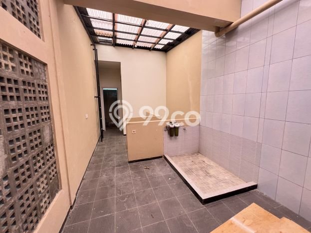 Rumah Sewa Bandung LT 391m2 LB 250m2 Area Kota Baru Parahyangan Rumah Sewa Bandung LT 391m2 LB 250m2 Area Kota Baru Parahyangan