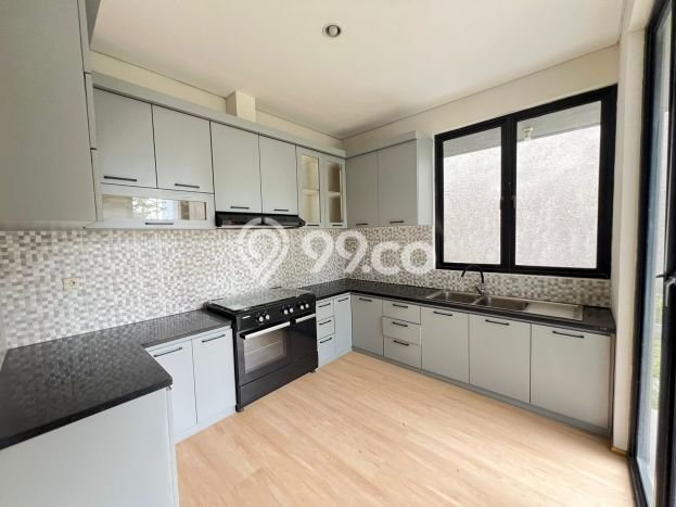 Rumah Sewa Bandung LT 391m2 LB 250m2 Area Kota Baru Parahyangan Rumah Sewa Bandung LT 391m2 LB 250m2 Area Kota Baru Parahyangan