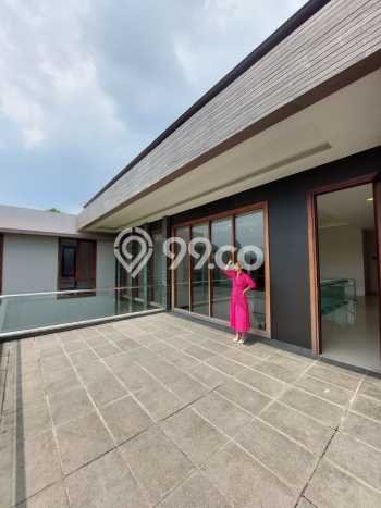 SPECIAL OFFER! Rumah Asri area , LT 700m2m² Bangunan 700m2m² SPECIAL OFFER! Rumah Asri area , LT 700m2m² Bangunan 700m2m²