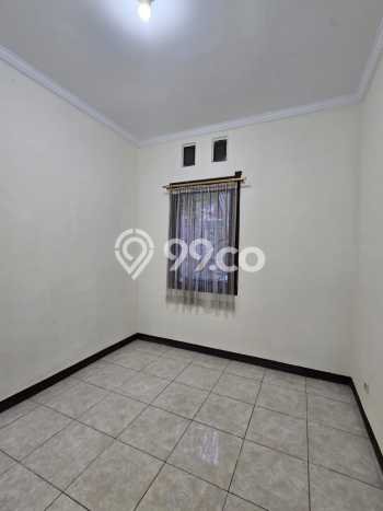 Disewakan! Rumah 3 Kamar Tidur &
2 Kamar Mandi di Kota Baru Parahyangan, Bandung Disewakan! Rumah 3 Kamar Tidur &
2 Kamar Mandi di Kota Baru Parahyangan, Bandung