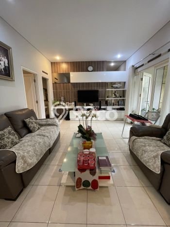 Disewakan! Rumah 4 Kamar Tidur &
3 Kamar Mandi di Kota Baru Parahyangan, Bandung Disewakan! Rumah 4 Kamar Tidur &
3 Kamar Mandi di Kota Baru Parahyangan, Bandung