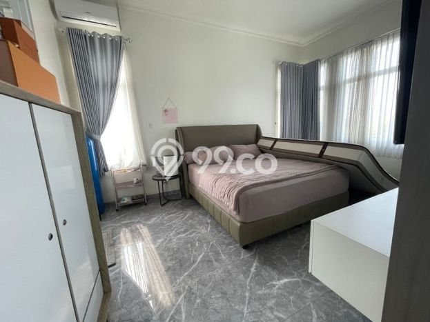Disewakan! Rumah 4 Kamar Tidur &
4 Kamar Mandi di Kota Baru Parahyangan, Bandung Disewakan! Rumah 4 Kamar Tidur &
4 Kamar Mandi di Kota Baru Parahyangan, Bandung