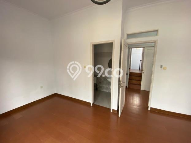 Rumah Disewakan Jakarta Selatan LT 210m2 LB 250m2 Area Ampera Rumah Disewakan Jakarta Selatan LT 210m2 LB 250m2 Area Ampera