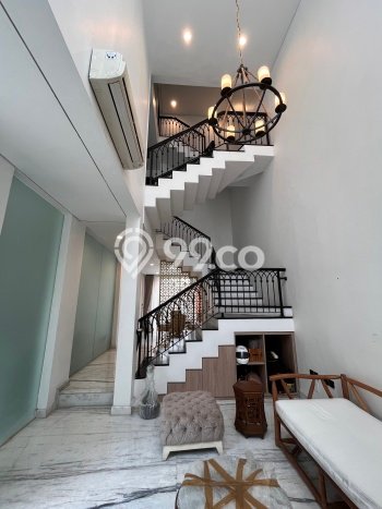 Hunian Elit LB 227m2 Siap Pakai Desain Elegan di Jati Padang, Jakarta Selatan Hunian Elit LB 227m2 Siap Pakai Desain Elegan di Jati Padang, Jakarta Selatan