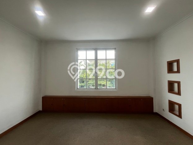 Ruko Bagus Dijual LB 625m2 Lokasi Strategis Jakarta Selatan Area Cocok untuk Bisnis Ruko Bagus Dijual LB 625m2 Lokasi Strategis Jakarta Selatan Area Cocok untuk Bisnis