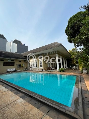 Siap Huni Rumah Mewah 7 Kamar di Pancoran Dekat ke Mana Saja Siap Huni Rumah Mewah 7 Kamar di Pancoran Dekat ke Mana Saja
