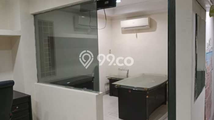 Disewakan Ruko di Pusat Kota Jakarta Barat Ramai Strategis Disewakan Ruko di Pusat Kota Jakarta Barat Ramai Strategis