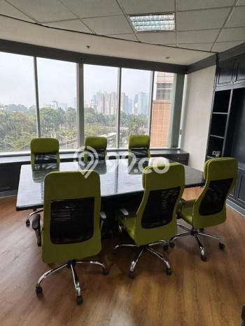AREA PREMIUM! Komersial Disewakan di Sudirman, Luas 218m², Area Utama AREA PREMIUM! Komersial Disewakan di Sudirman, Luas 218m², Area Utama