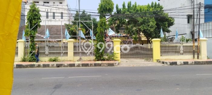 Kantor di Enggal, Luas 500m², Lokasi Strategis, Jalan Utama Kantor di Enggal, Luas 500m², Lokasi Strategis, Jalan Utama