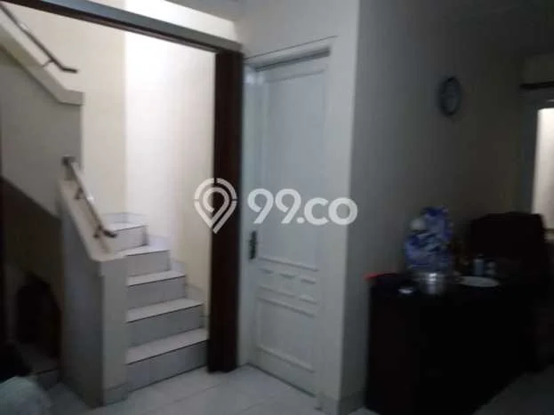 Hunian Elit LB 148m2 Siap Pakai Desain Elegan di Permata Buana, Jakarta Barat Hunian Elit LB 148m2 Siap Pakai Desain Elegan di Permata Buana, Jakarta Barat