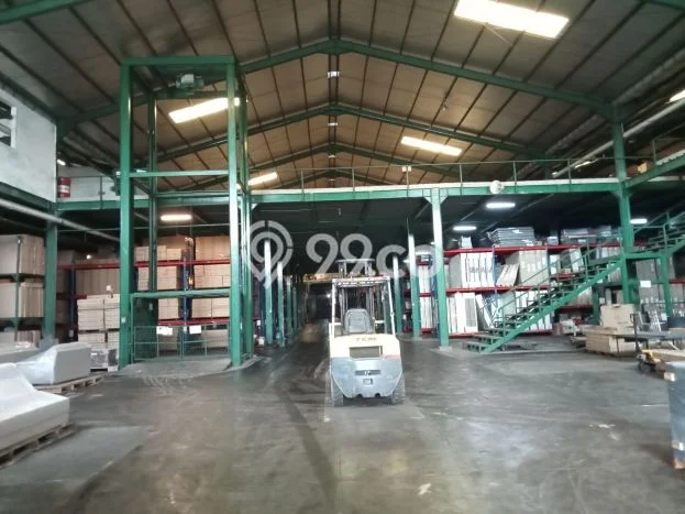 Disewakan Gudang di Kawasan Ramai Pasir Jaya Luas 30000m2 Disewakan Gudang di Kawasan Ramai Pasir Jaya Luas 30000m2