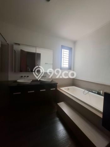Disewakan segera rumah minimalis lokasi strategis 6 Kamar di Cilandak, Jakarta Selatan Disewakan segera rumah minimalis lokasi strategis 6 Kamar di Cilandak, Jakarta Selatan