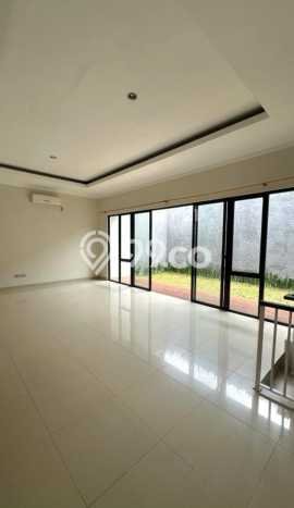 Hunian Mewah LB 216m2 Siap Pakai Desain Elegan di Bintaro, Tangerang Selatan Hunian Mewah LB 216m2 Siap Pakai Desain Elegan di Bintaro, Tangerang Selatan