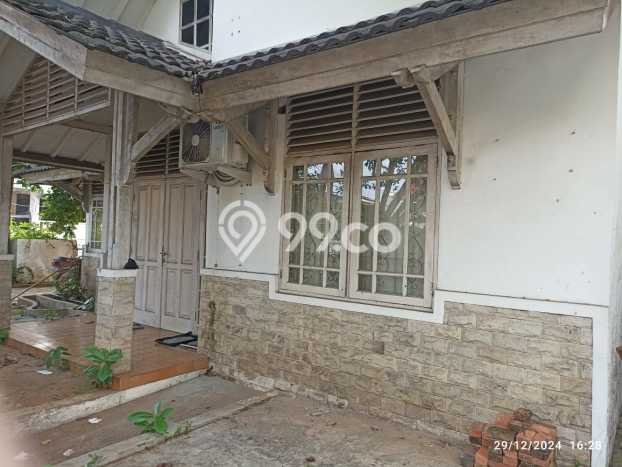 Rumah Modern 4 KT di Villa Melati Mas Tangerang Selatan Unfurnished Rumah Modern 4 KT di Villa Melati Mas Tangerang Selatan Unfurnished