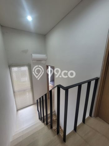 Dijual Rumah Strategis Bagus Punya 4 KT di BSD Tangerang Selatan - Dijual Rumah Strategis Bagus Punya 4 KT di BSD Tangerang Selatan -