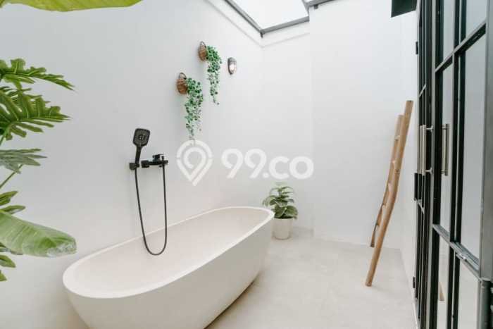 Vila di Kuta, Ukuran 650m2m², Cocok untuk tempat tinggal Anda Vila di Kuta, Ukuran 650m2m², Cocok untuk tempat tinggal Anda