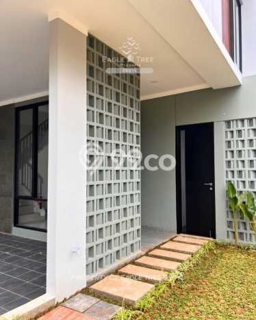 Rumah Elit LB 128m2 Siap Pakai Desain Elegan di Bintaro, Tangerang Selatan Rumah Elit LB 128m2 Siap Pakai Desain Elegan di Bintaro, Tangerang Selatan