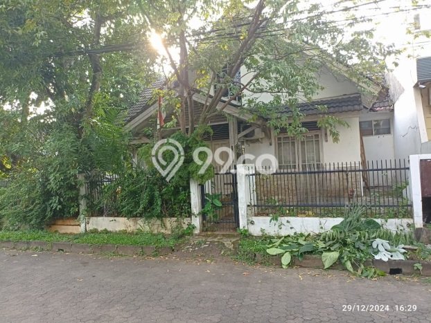 Rumah Modern 4 KT di Villa Melati Mas Tangerang Selatan Unfurnished Rumah Modern 4 KT di Villa Melati Mas Tangerang Selatan Unfurnished