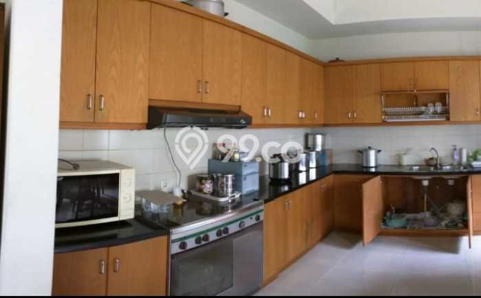 Rumah Elit Modern Tanpa Renovasi di Lebak Bulus Jakarta Selatan Rumah Elit Modern Tanpa Renovasi di Lebak Bulus Jakarta Selatan