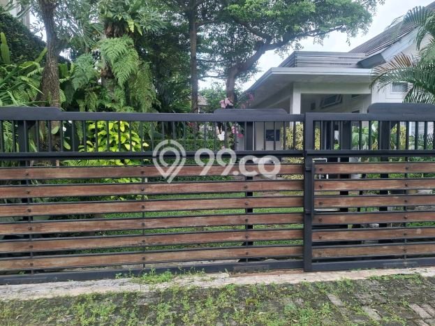 Jual Rumah Mewah Elegan Dengan View Cantik di Bintaro, Tangerang Selatan Jual Rumah Mewah Elegan Dengan View Cantik di Bintaro, Tangerang Selatan