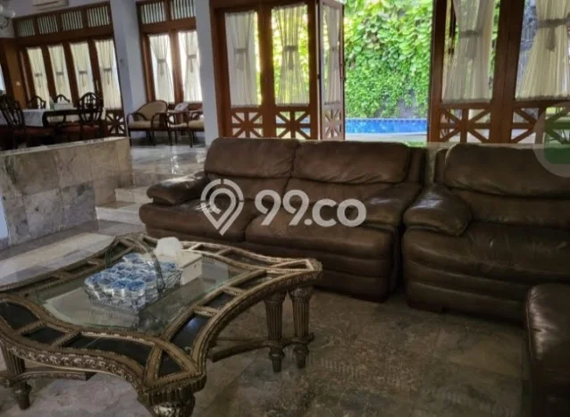 Rumah Mewah LB 650m2 Siap Huni Desain Elegan di Pondok Indah, Jakarta Selatan Rumah Mewah LB 650m2 Siap Huni Desain Elegan di Pondok Indah, Jakarta Selatan