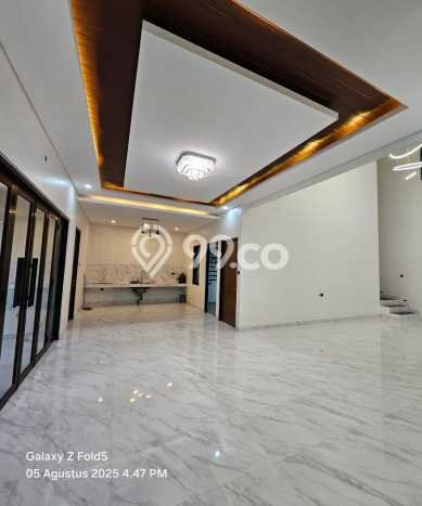 Hunian Mewah LB 360m2 Siap Huni Desain Elegan di Radio Dalam, Jakarta Selatan Hunian Mewah LB 360m2 Siap Huni Desain Elegan di Radio Dalam, Jakarta Selatan