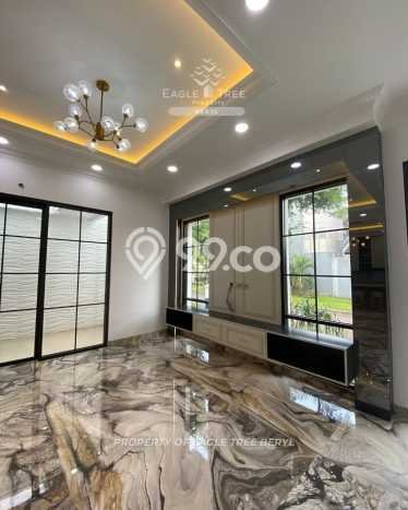 For Sale! Luxury House LT 236m2 Desain Modern di Alam Sutera For Sale! Luxury House LT 236m2 Desain Modern di Alam Sutera