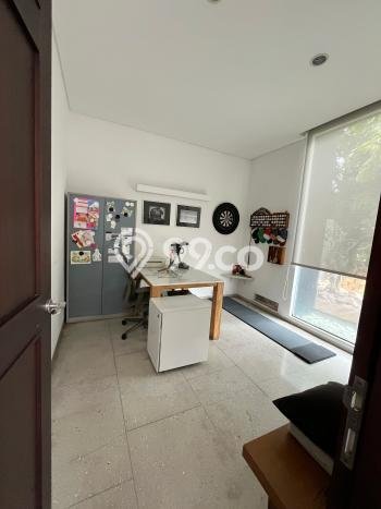 Rumah Elit Modern Tanpa Renovasi di Lebak Bulus Jakarta Selatan Rumah Elit Modern Tanpa Renovasi di Lebak Bulus Jakarta Selatan