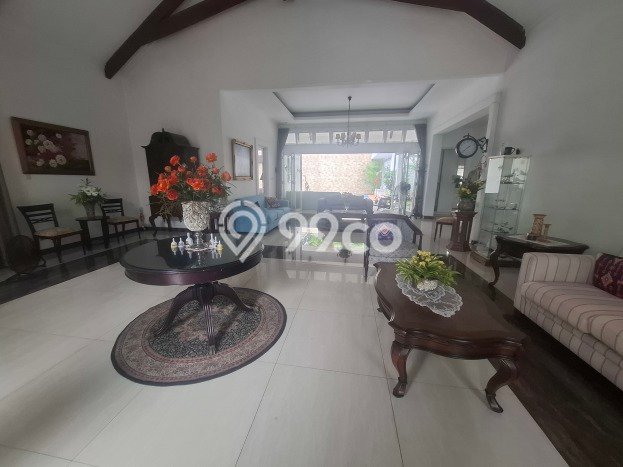 Jual Rumah Mewah Elegan Dengan View Cantik di Bintaro, Tangerang Selatan Jual Rumah Mewah Elegan Dengan View Cantik di Bintaro, Tangerang Selatan