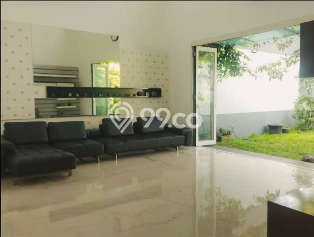 Dijual Rumah Premium dengan Fasilitas Sekitar Lengkap di BSD, Tangerang Selatan Dijual Rumah Premium dengan Fasilitas Sekitar Lengkap di BSD, Tangerang Selatan