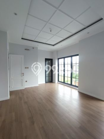Hunian Eksklusif Dijual LT 142m2 di BSD, Tangerang Selatan Hunian Eksklusif Dijual LT 142m2 di BSD, Tangerang Selatan