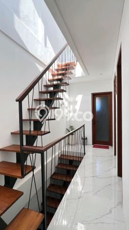 Vila di , Luas 100m2m², Akses ke Pusat Kota Vila di , Luas 100m2m², Akses ke Pusat Kota