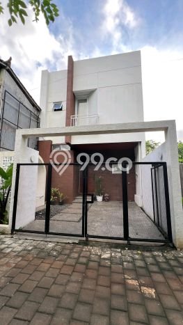 Vila di , Luas 100m2m², Akses ke Pusat Kota Vila di , Luas 100m2m², Akses ke Pusat Kota