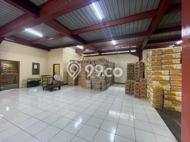 Disewakan Gudang di Kawasan Ramai Pasir Koja Luas 660m2 Disewakan Gudang di Kawasan Ramai Pasir Koja Luas 660m2