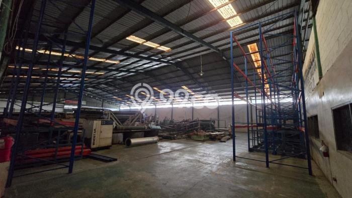 Paling Dicari! Gudang Dijual di Kopo Harga Kompetitif Paling Dicari! Gudang Dijual di Kopo Harga Kompetitif