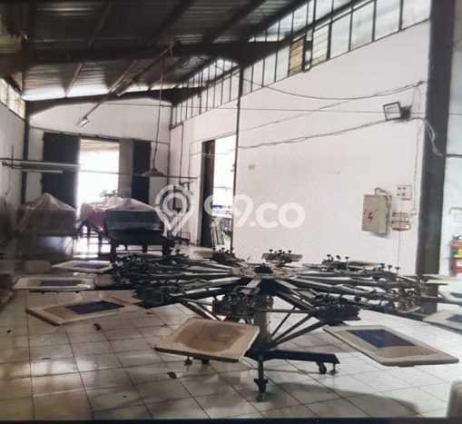 Gudang Dijual Lokasi Stratagis di Babakan Ciparay Bandung Cocok untuk Investasi Gudang Dijual Lokasi Stratagis di Babakan Ciparay Bandung Cocok untuk Investasi