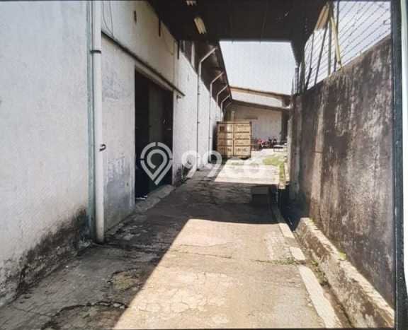 Gudang Dijual Lokasi Stratagis di Babakan Ciparay Bandung Cocok untuk Investasi Gudang Dijual Lokasi Stratagis di Babakan Ciparay Bandung Cocok untuk Investasi