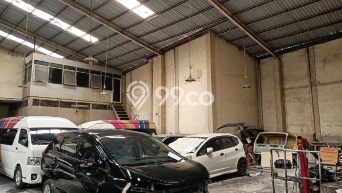 Unit Komersial Dijual di Regol Bandung Luas Bangunan 2200m2 Unit Komersial Dijual di Regol Bandung Luas Bangunan 2200m2