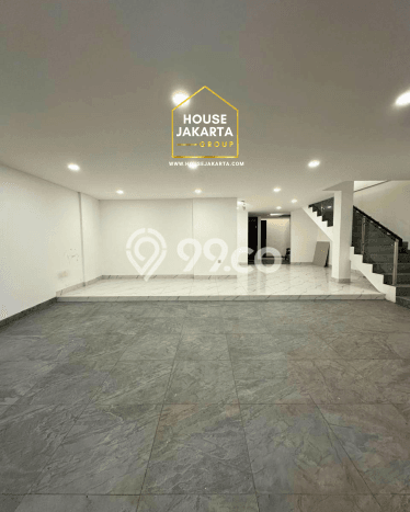 Hunian Mewah Siap Huni LT 151m2 di Cilandak, Jakarta Selatan Hunian Mewah Siap Huni LT 151m2 di Cilandak, Jakarta Selatan