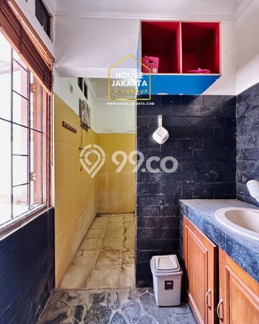 Siap Huni Rumah Mewah 5 Kamar di Kebayoran Baru Dekat ke Mana Saja Siap Huni Rumah Mewah 5 Kamar di Kebayoran Baru Dekat ke Mana Saja