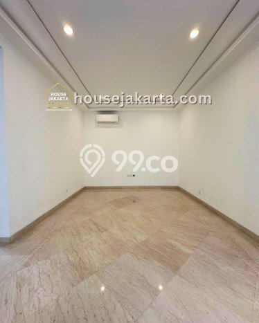 Dijual Rumah Premium dengan Fasilitas Sekitar Komplit di Kebayoran Baru, Jakarta Selatan Dijual Rumah Premium dengan Fasilitas Sekitar Komplit di Kebayoran Baru, Jakarta Selatan