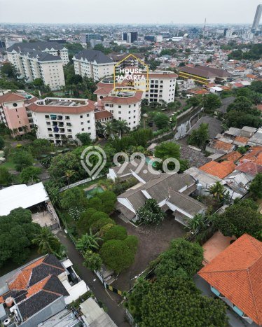 For Sale! Luxury House LT 1800m2 Desain Elegan di Kemang For Sale! Luxury House LT 1800m2 Desain Elegan di Kemang