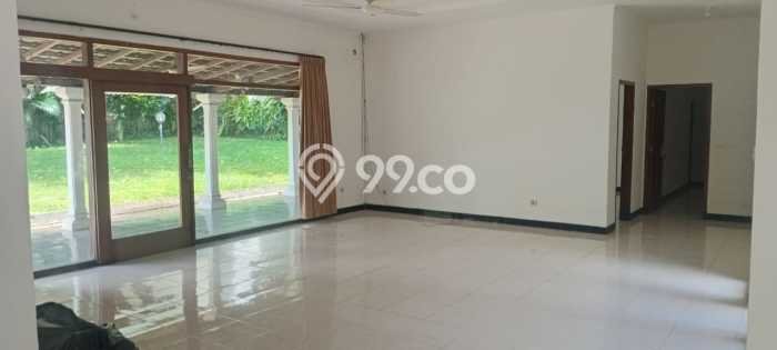 Rumah Mewah LB 500m2 Siap Huni Desain Elegan di Bangka, Jakarta Selatan Rumah Mewah LB 500m2 Siap Huni Desain Elegan di Bangka, Jakarta Selatan